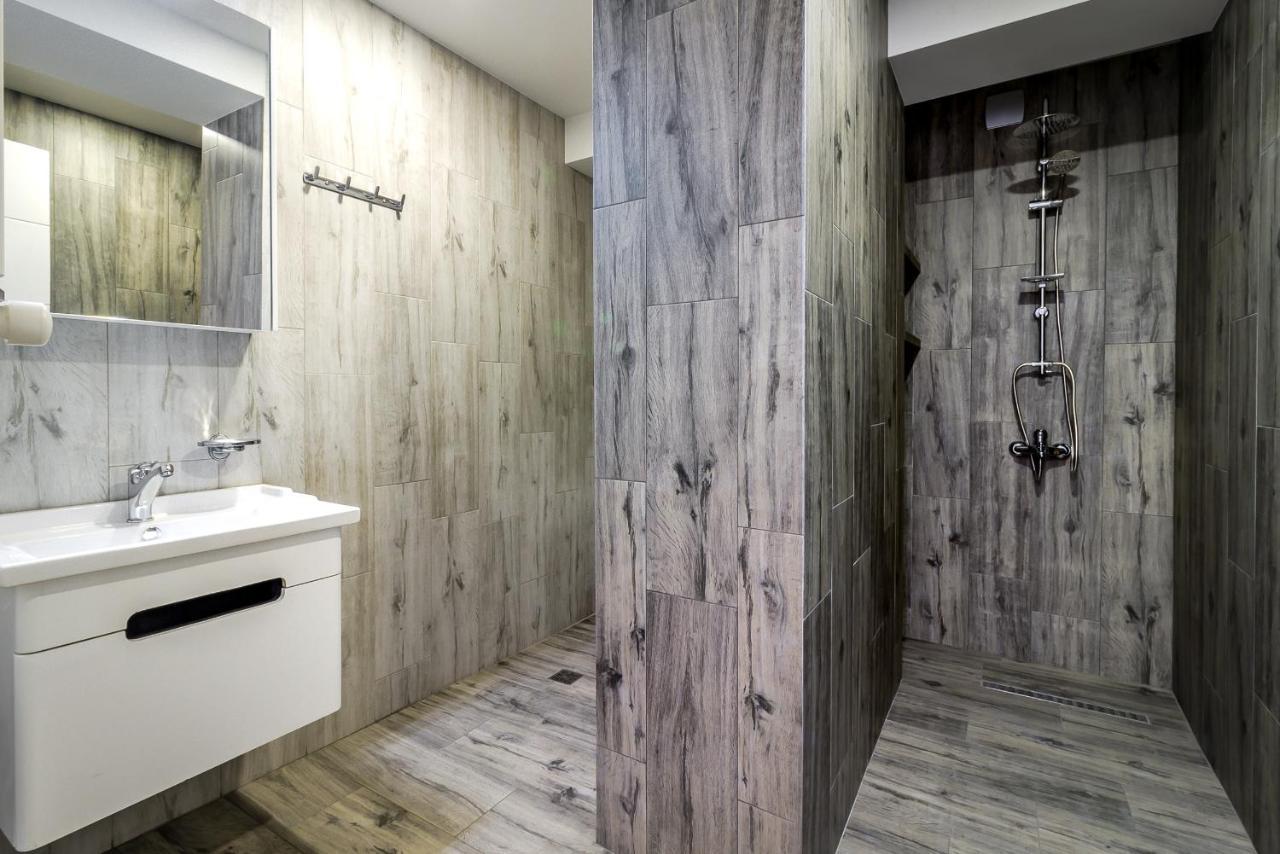 Modern Apartment In Old Tbilisi Bagian luar foto