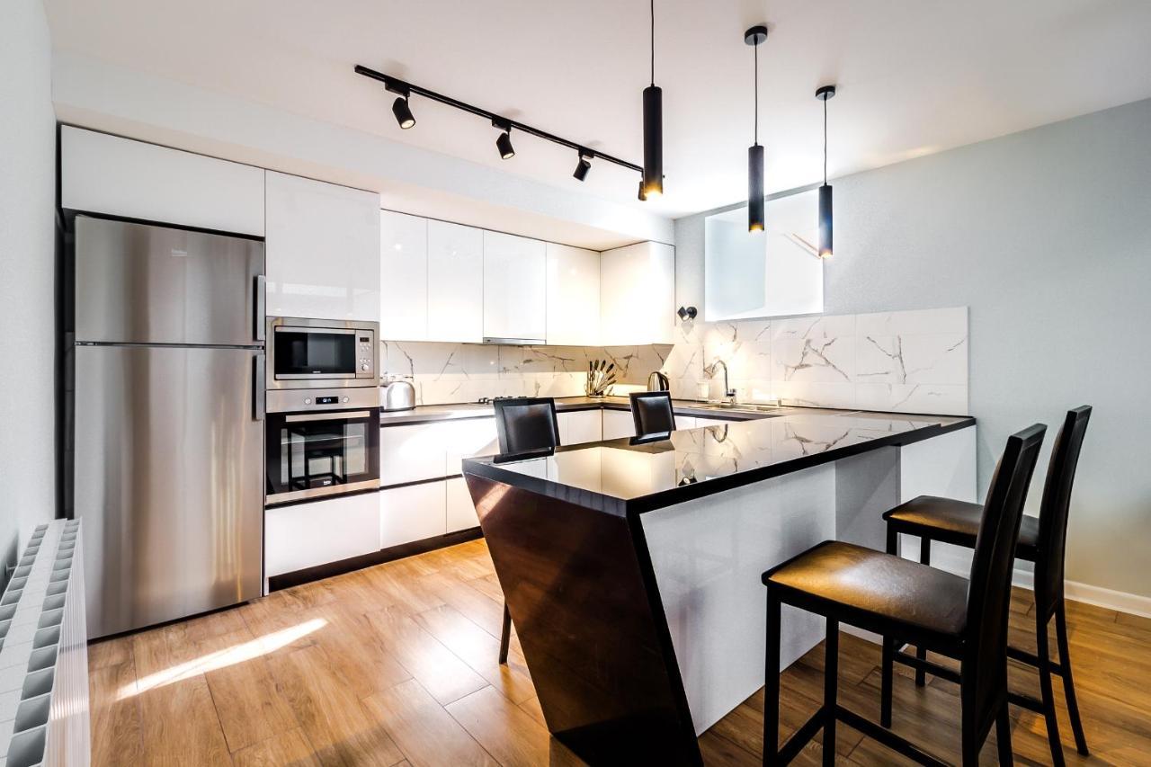 Modern Apartment In Old Tbilisi Bagian luar foto