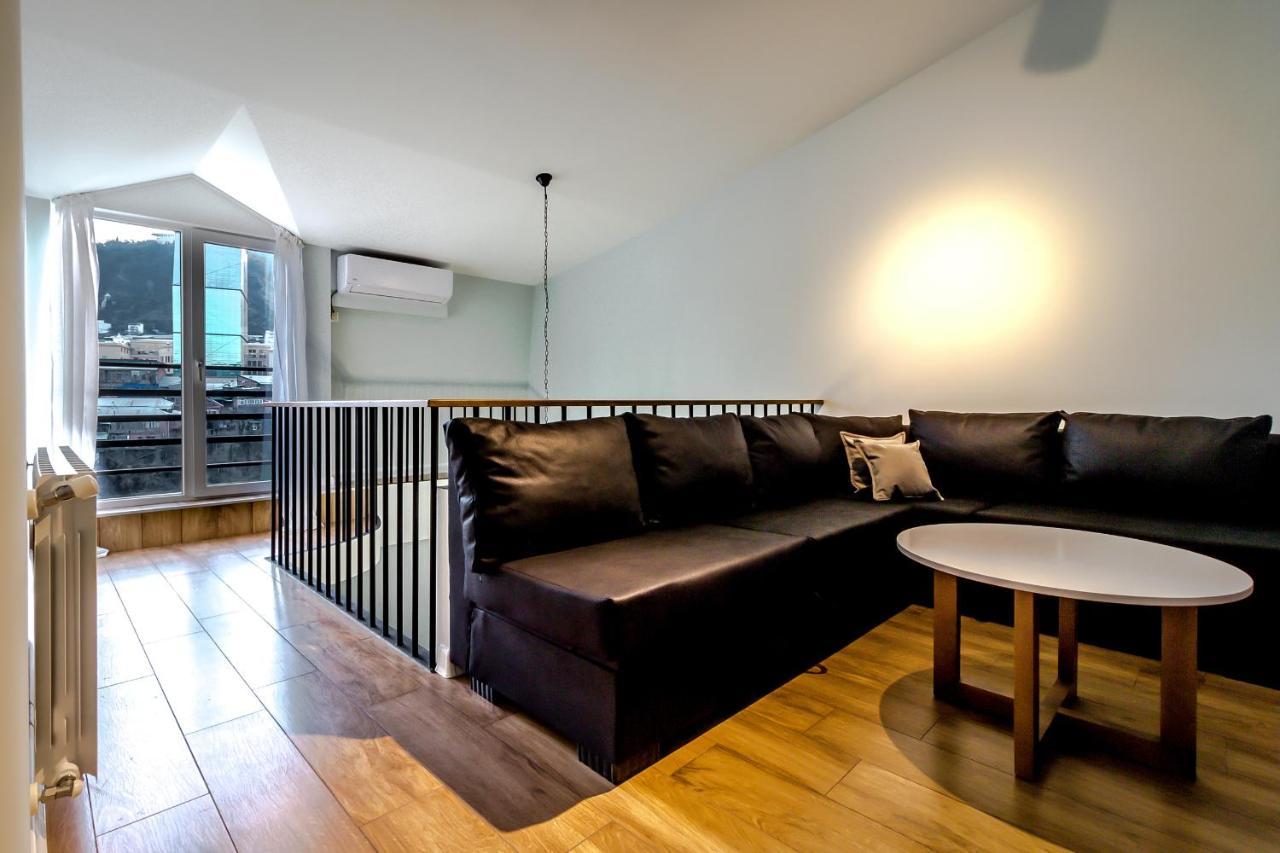 Modern Apartment In Old Tbilisi Bagian luar foto