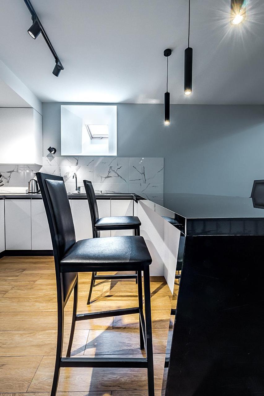 Modern Apartment In Old Tbilisi Bagian luar foto